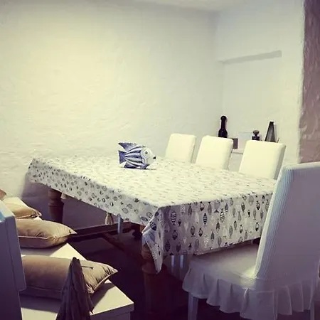 Casa Mavila - Istana Bay Club Porto Istana